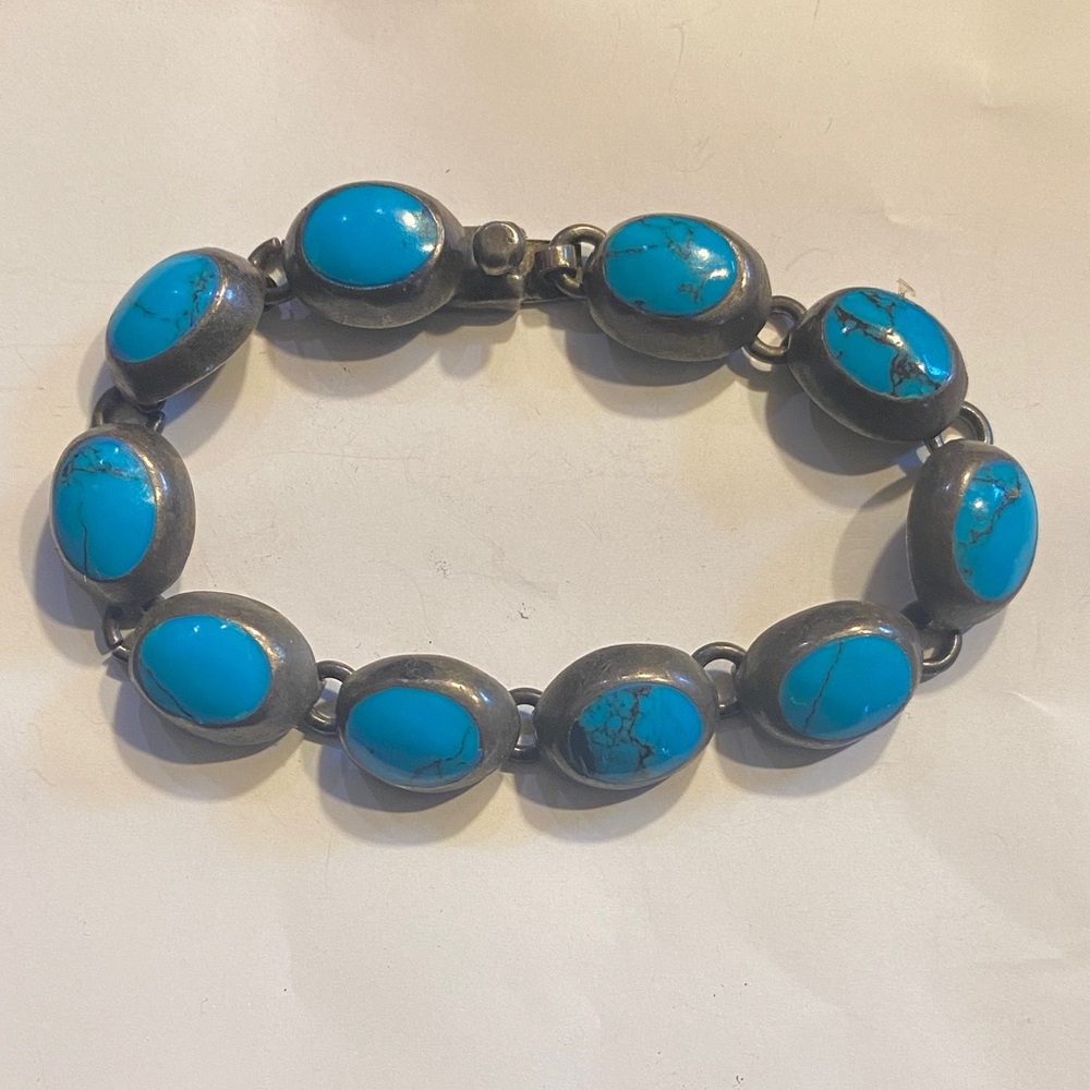 Turquoise Cabochon Link Bracelet - Vibrant Blue Stones